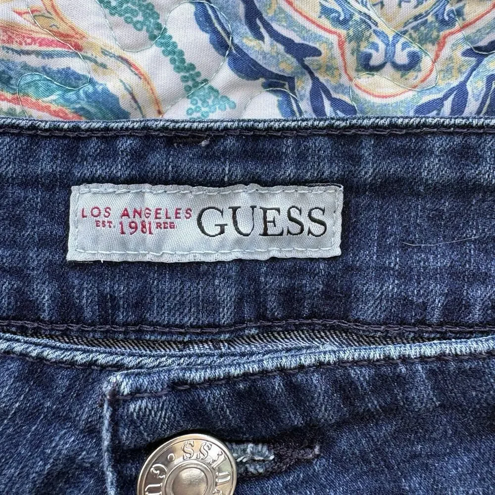 Guess Y2K Rhinestone Pocket Short Shorts Dark Wash Low Rise Denim Women’s 31